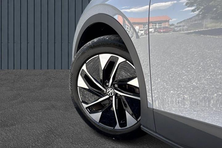 Grå VW ID.4 fra 2023