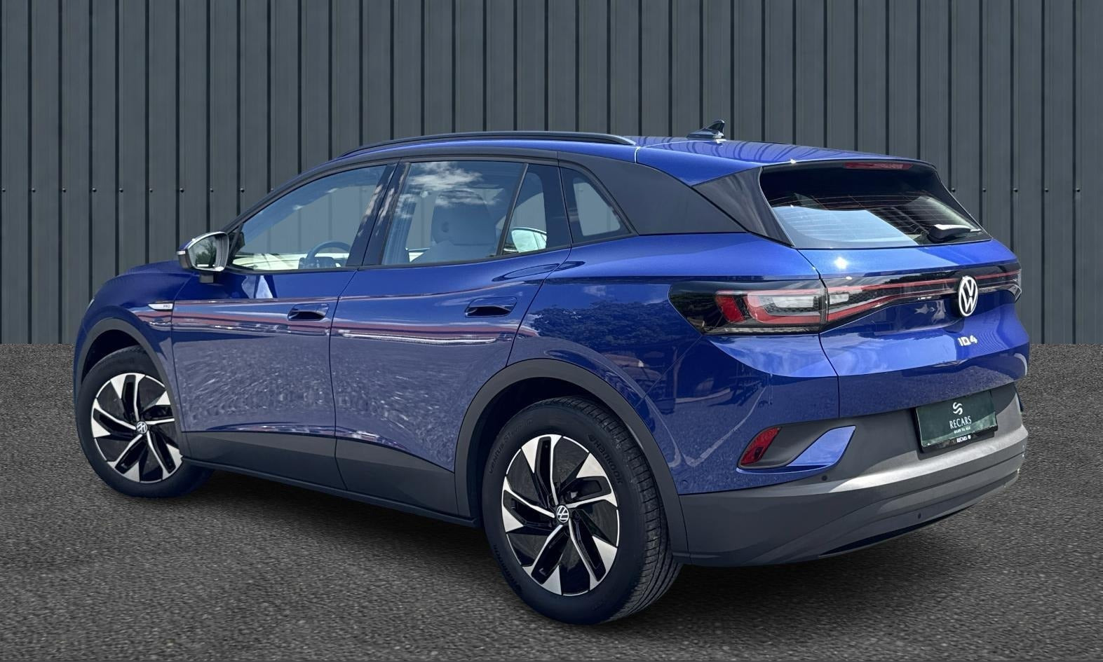 Blå VW ID.4 fra 2023