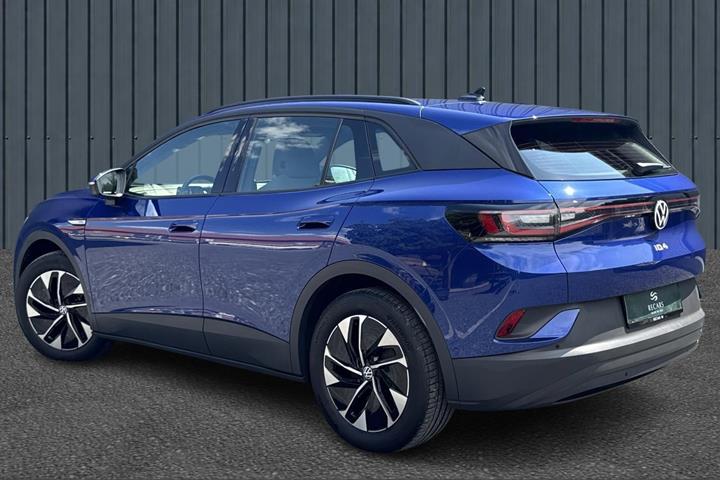 Blå VW ID.4 fra 2023