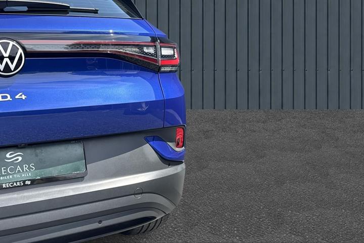 Blå VW ID.4 fra 2023