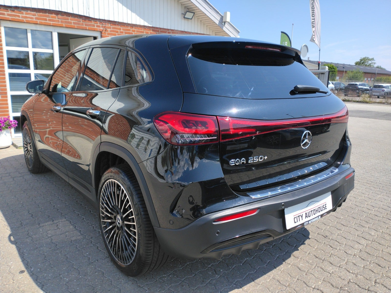 undefined Mercedes EQA250+ fra 2023