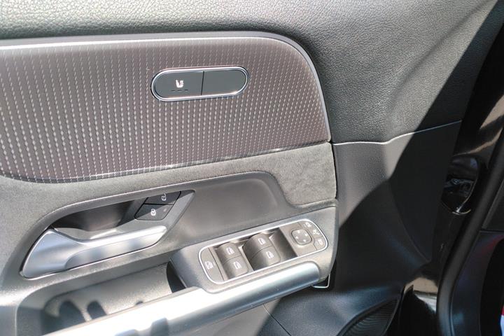 undefined Mercedes EQA250+ fra 2023
