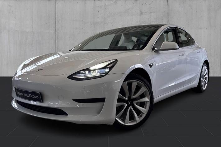 Hvid Tesla Model 3 fra 2020