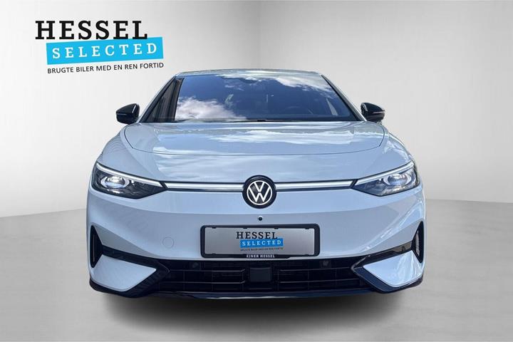 Hvid VW ID.7 fra 2025