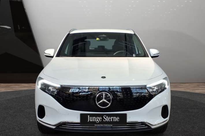 Hvid Mercedes EQA250+ fra 2025