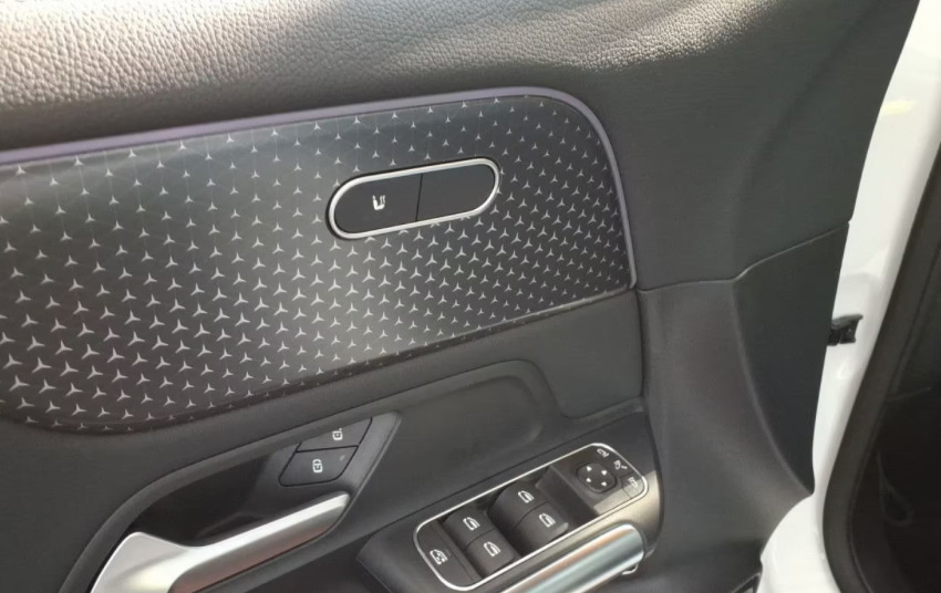 Hvid Mercedes EQA250+ fra 2025