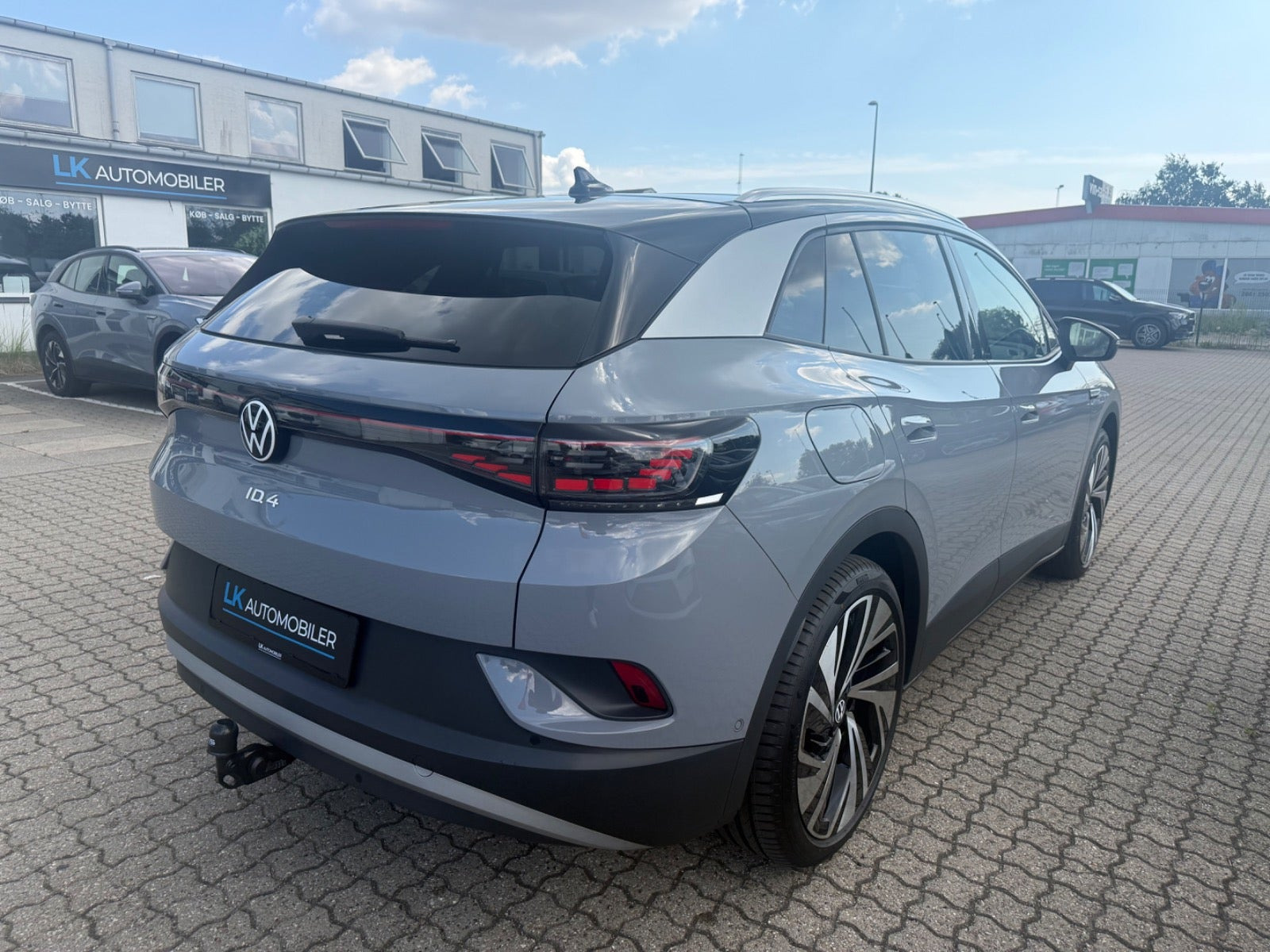 Grå VW ID.4 fra 2023