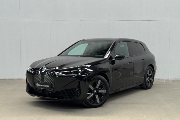 Sort BMW iX fra 2023