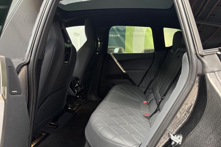 Sort BMW iX fra 2023