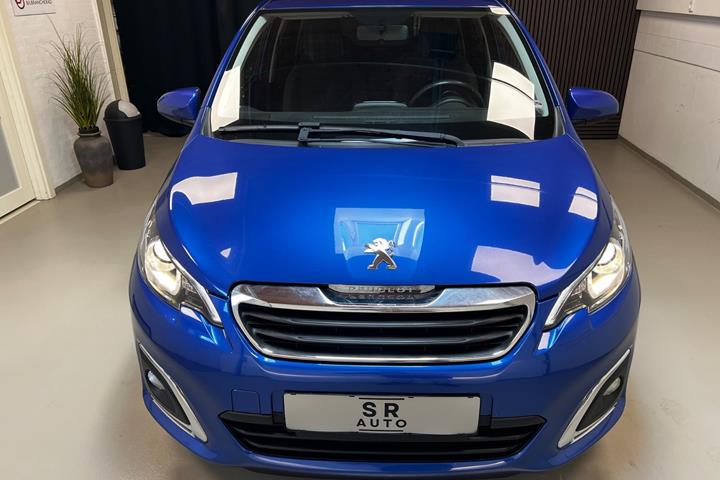Blå Peugeot 108 fra 2020