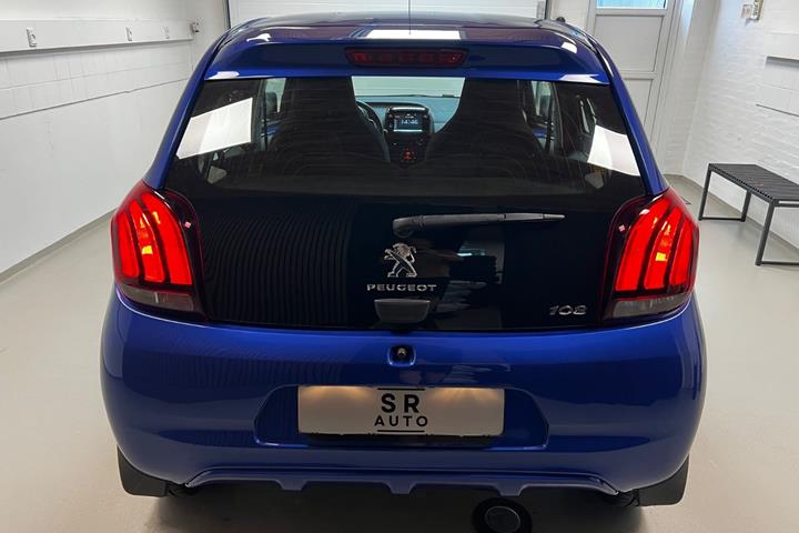 Blå Peugeot 108 fra 2020