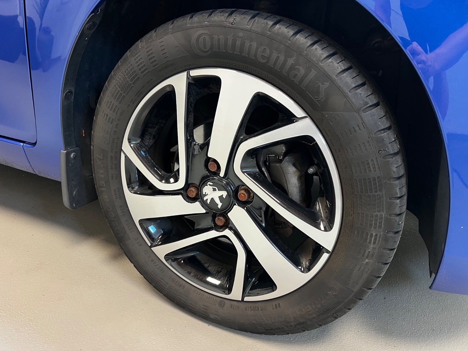 Blå Peugeot 108 fra 2020