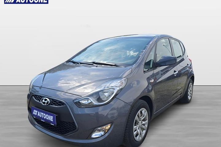 Grå Hyundai ix20 fra 2017 set udefra