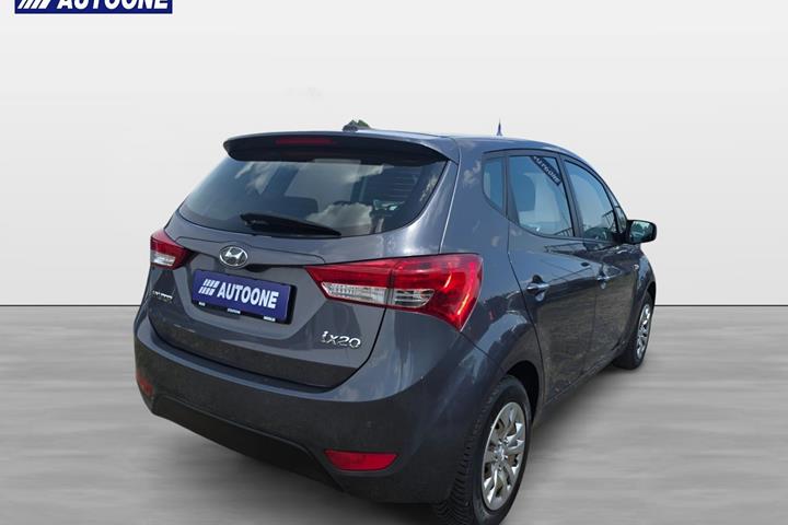 Grå Hyundai ix20 fra 2017