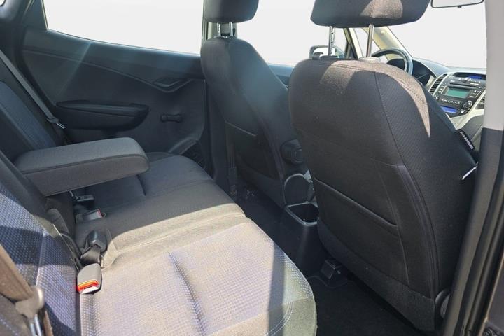 Grå Hyundai ix20 fra 2017