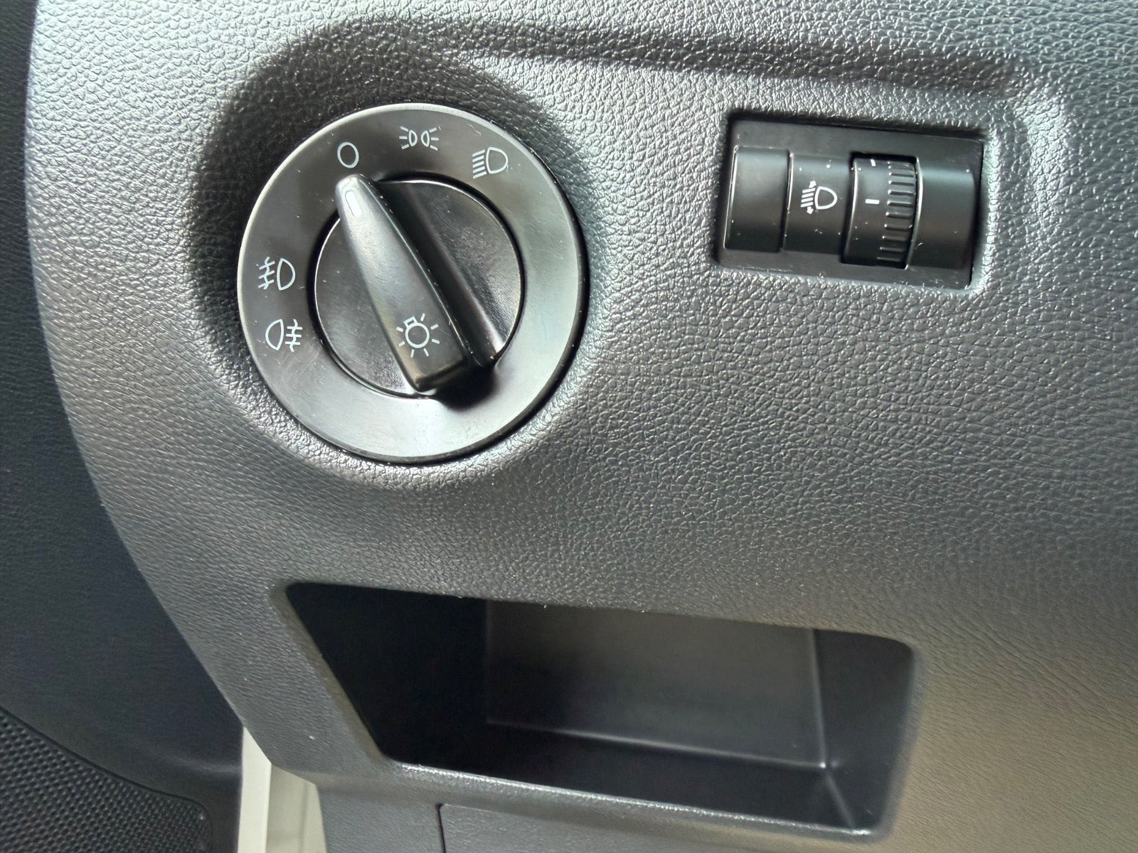 Hvid Skoda Fabia fra 2013