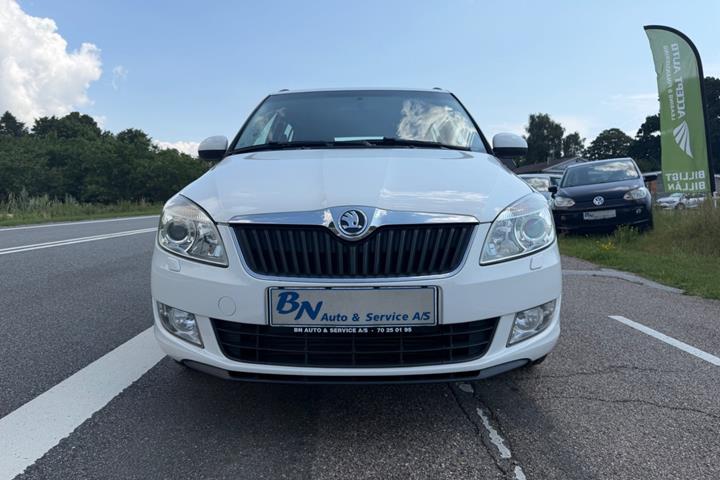 Hvid Skoda Fabia fra 2013