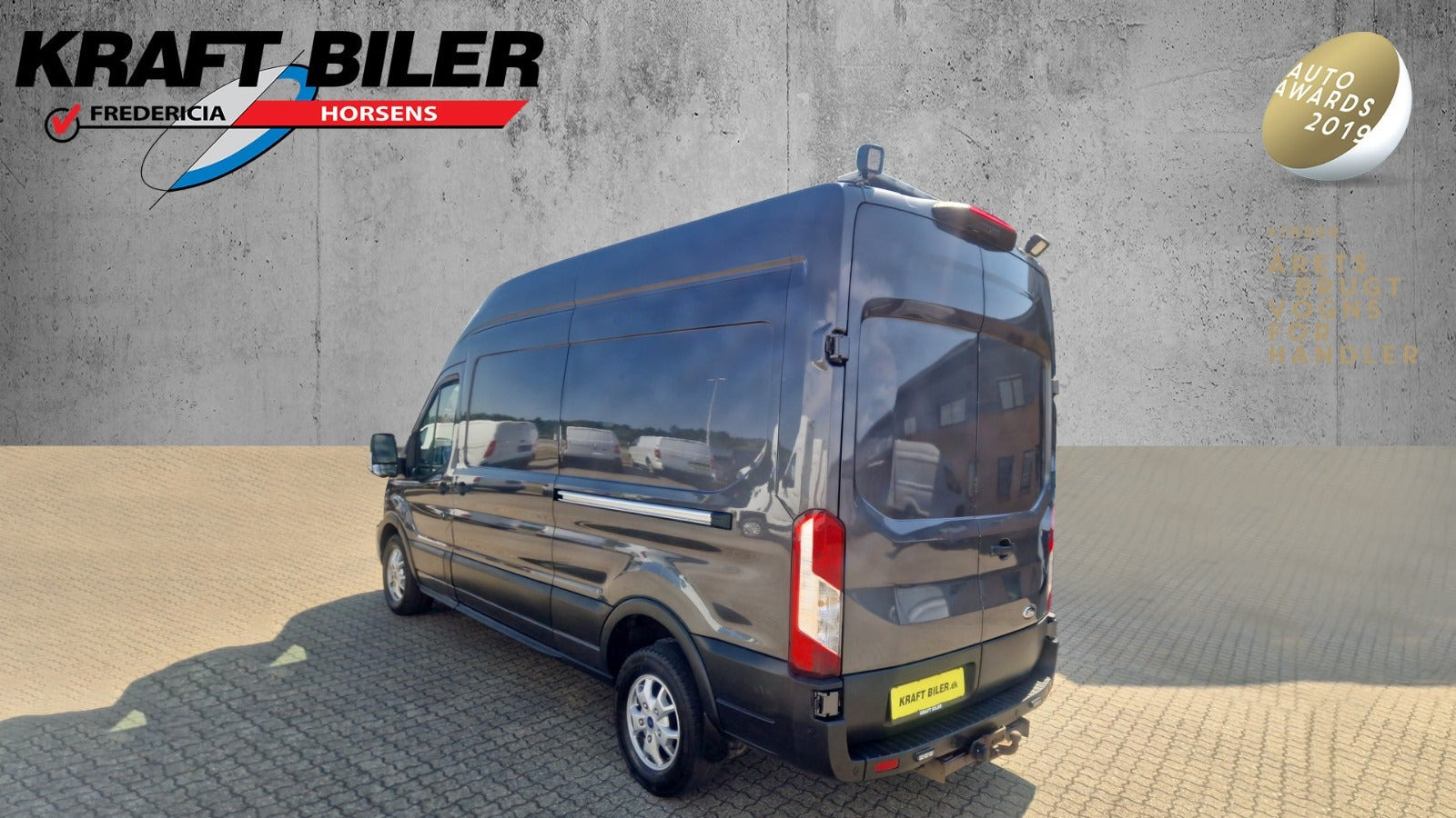 Grå Ford Transit 350 L3 Van fra 2021