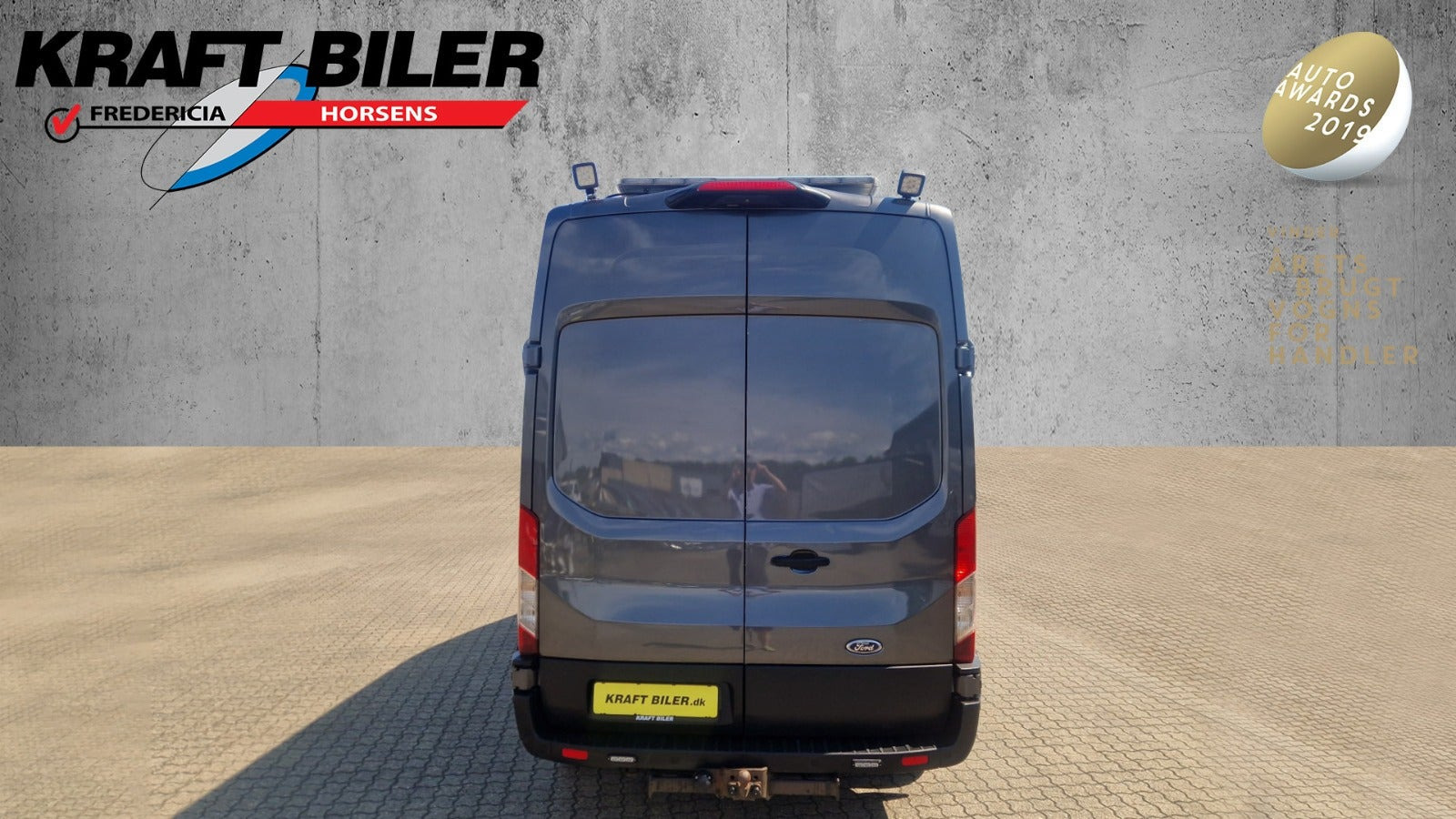 Grå Ford Transit 350 L3 Van fra 2021