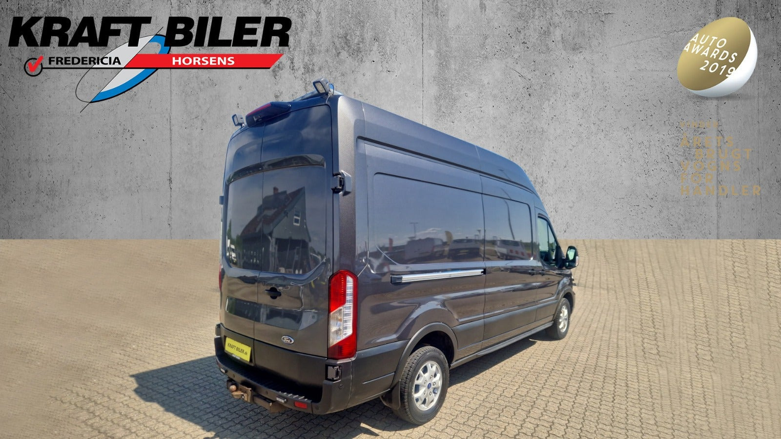 Grå Ford Transit 350 L3 Van fra 2021