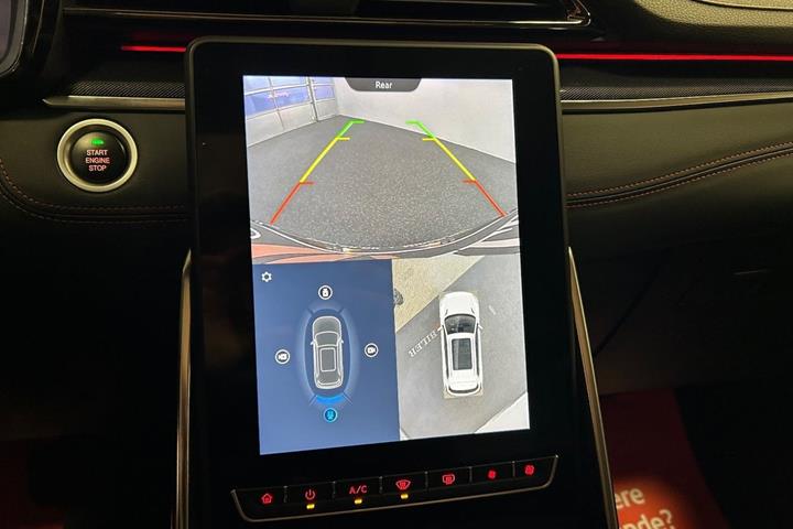 Sort Maxus Euniq6 fra 2022