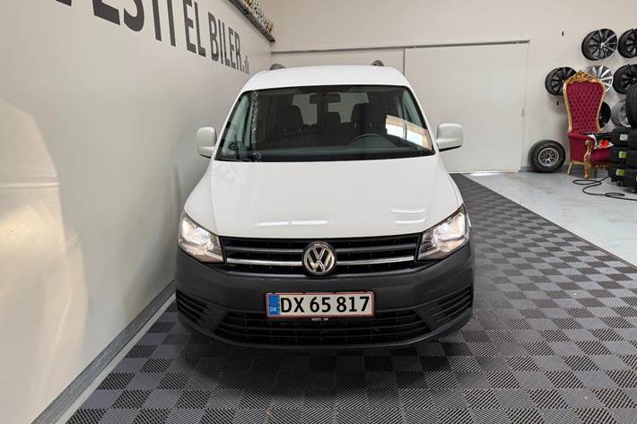 Hvid VW Caddy fra 2017