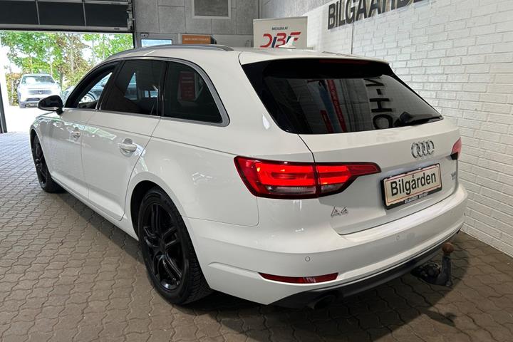 Hvid Audi A4 fra 2018