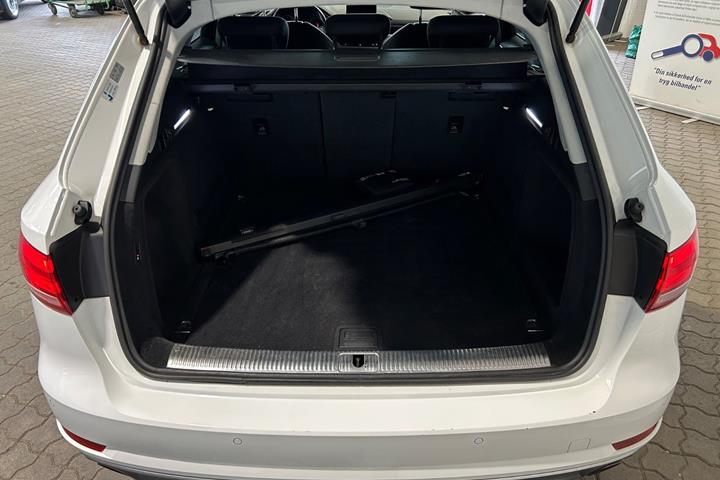 Hvid Audi A4 fra 2018