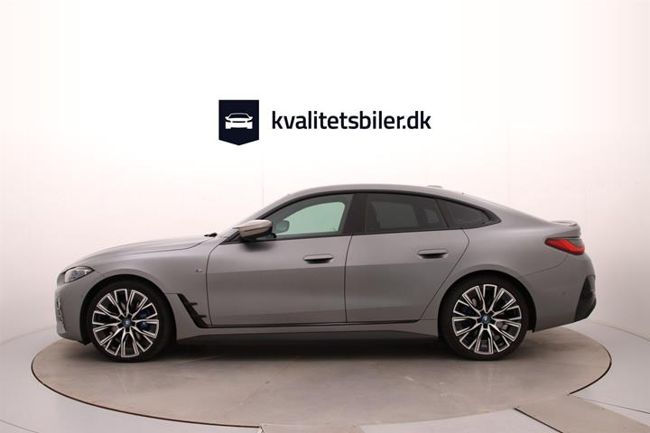 Grå BMW i4 fra 2022