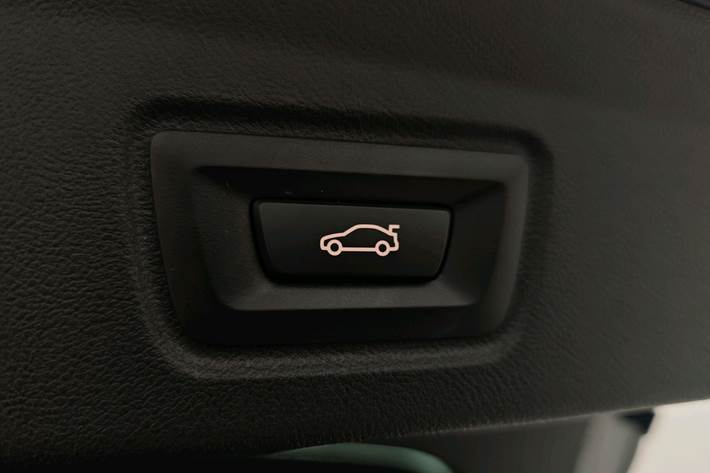 Grå BMW i4 fra 2022