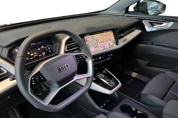 Sort Audi Q4 fra 2026