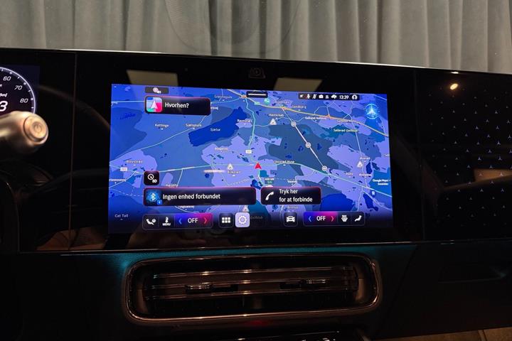 Hvid Mercedes CLA250+ fra 2025