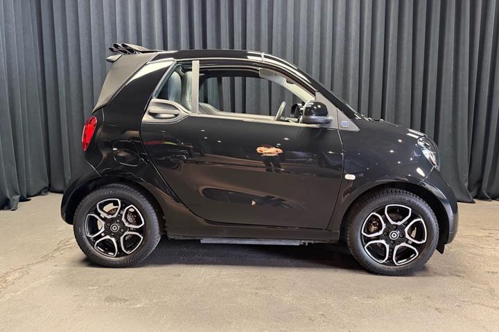 Sort Smart Fortwo fra 2019
