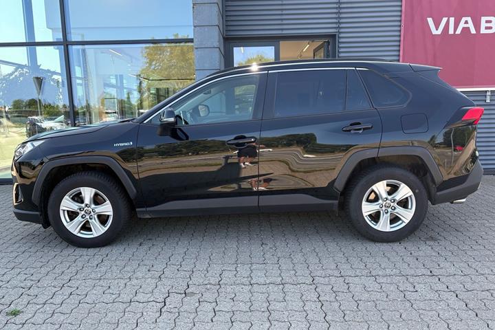 Sort Toyota RAV4 fra 2020