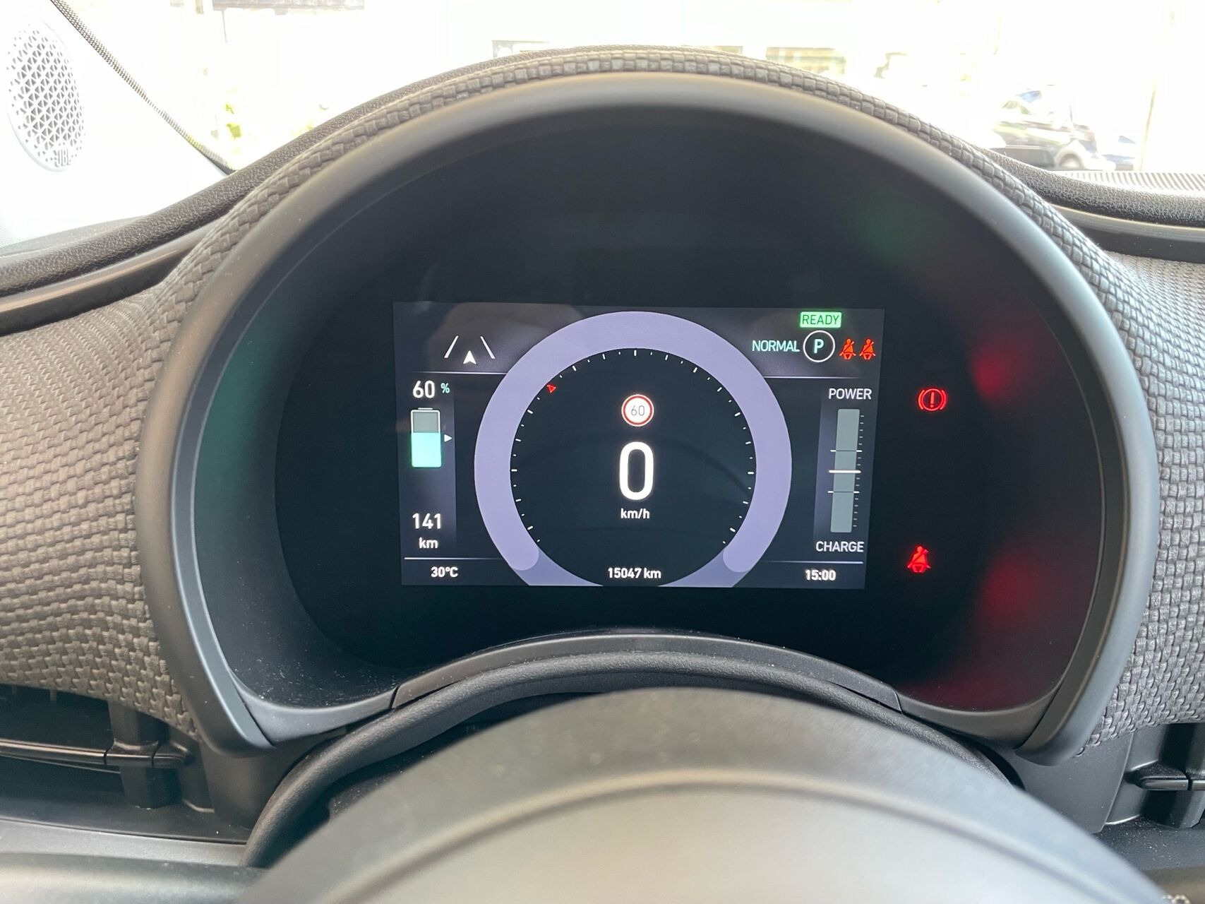 Hvid Fiat 500e fra 2023