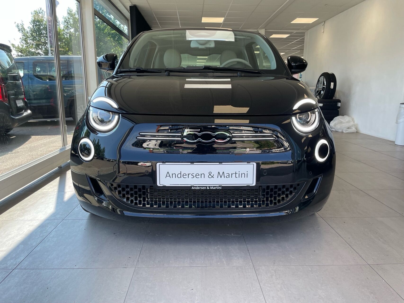 Sort Fiat 500e fra 2023