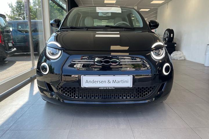 Sort Fiat 500e fra 2023