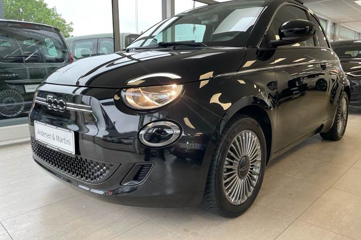 Sort Fiat 500e fra 2023