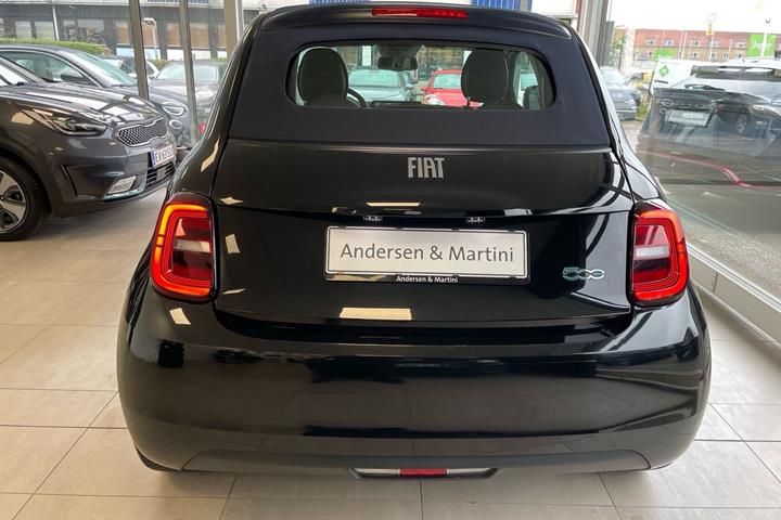 Sort Fiat 500e fra 2023
