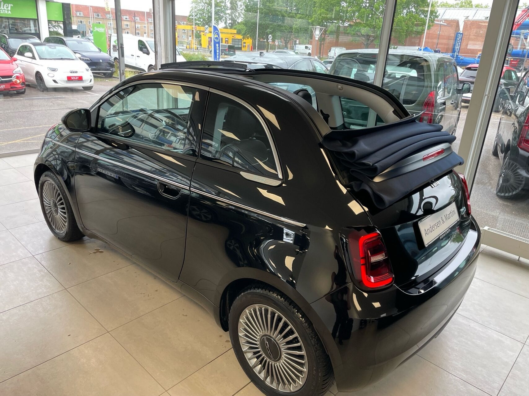 Sort Fiat 500e fra 2023
