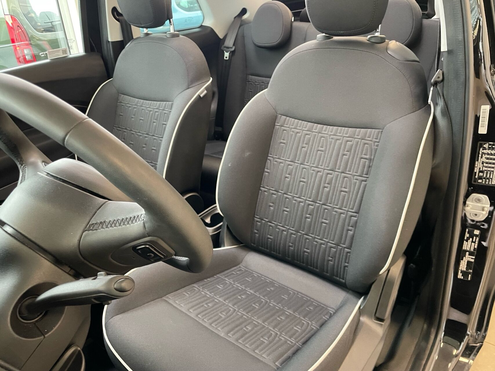 Sort Fiat 500e fra 2023