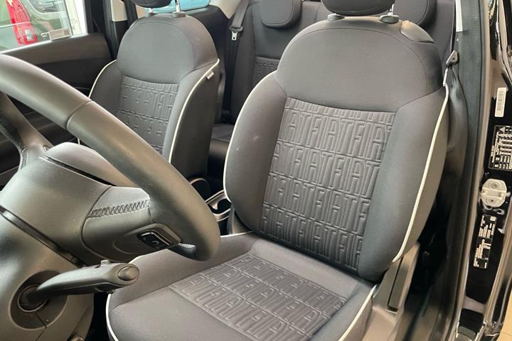 Sort Fiat 500e fra 2023