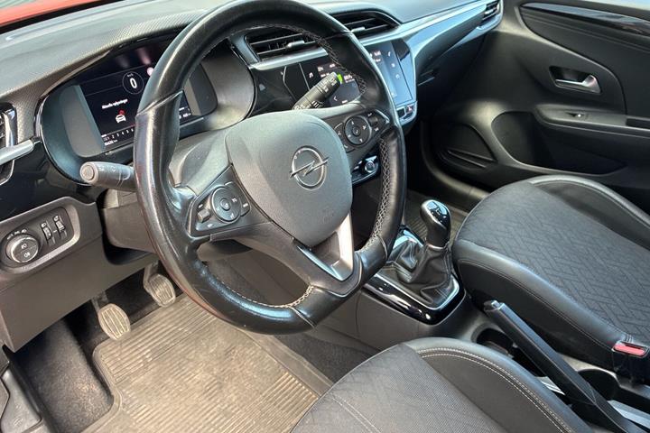 Orange Opel Corsa fra 2022