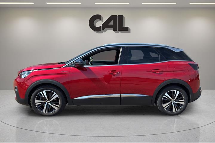 Rød Peugeot 3008 fra 2020
