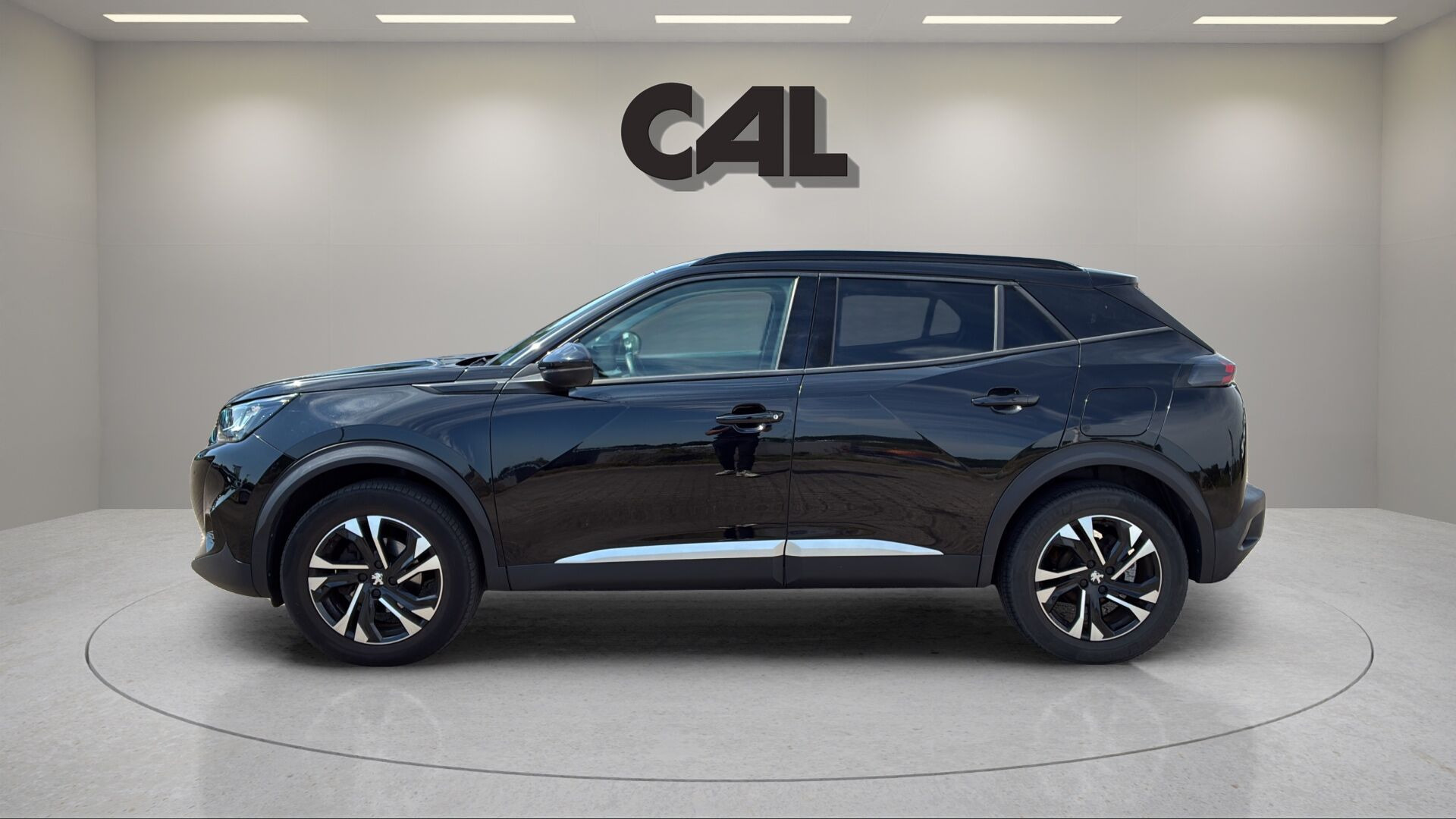 Sort Peugeot 2008 fra 2021