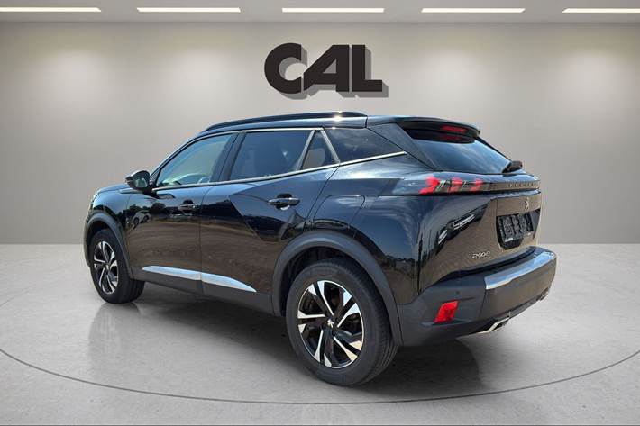 Sort Peugeot 2008 fra 2021