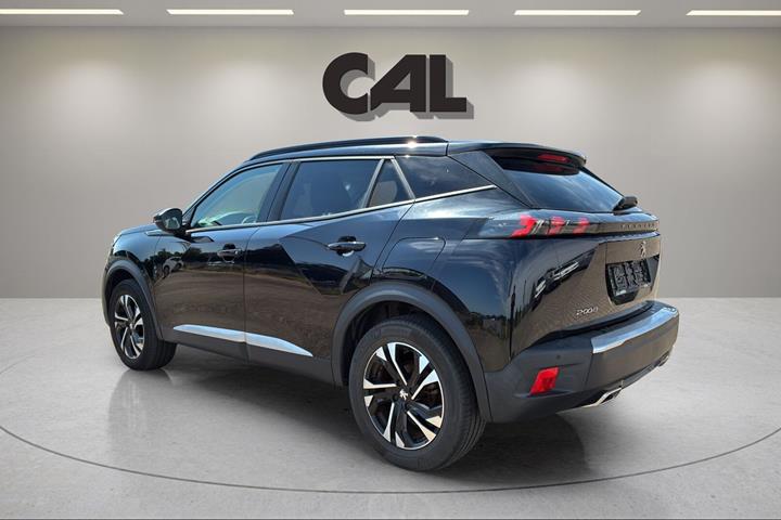 Sort Peugeot 2008 fra 2021