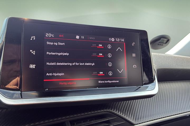 Sort Peugeot 2008 fra 2021