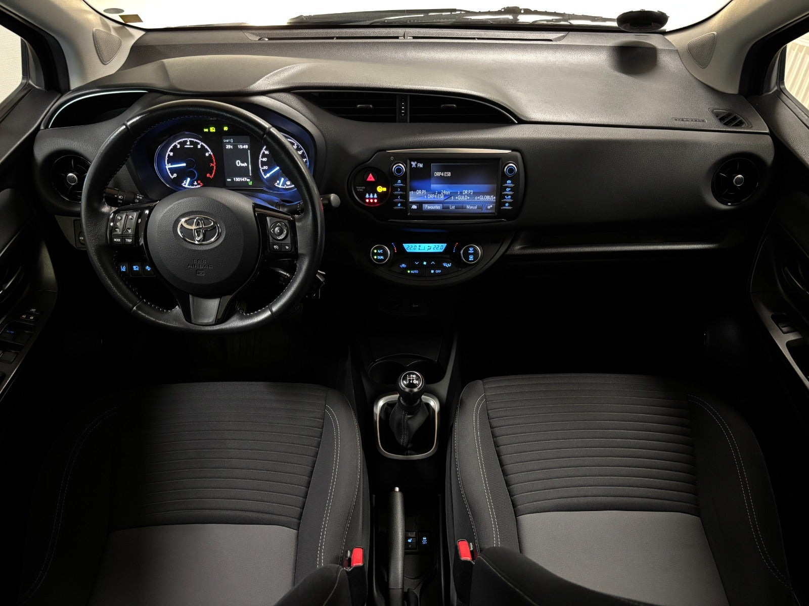 Sort Toyota Yaris fra 2017