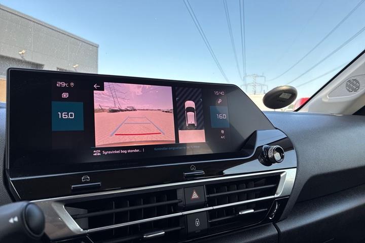 Orange Citroën C4 fra 2022